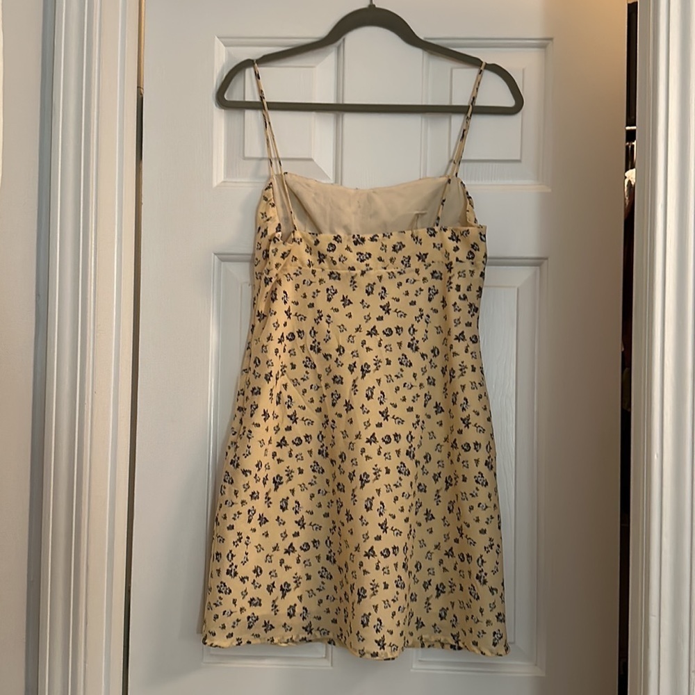 Et Clet yellow and blue floral mini dress fully lined medium spaghetti strap - Picture 2 of 4